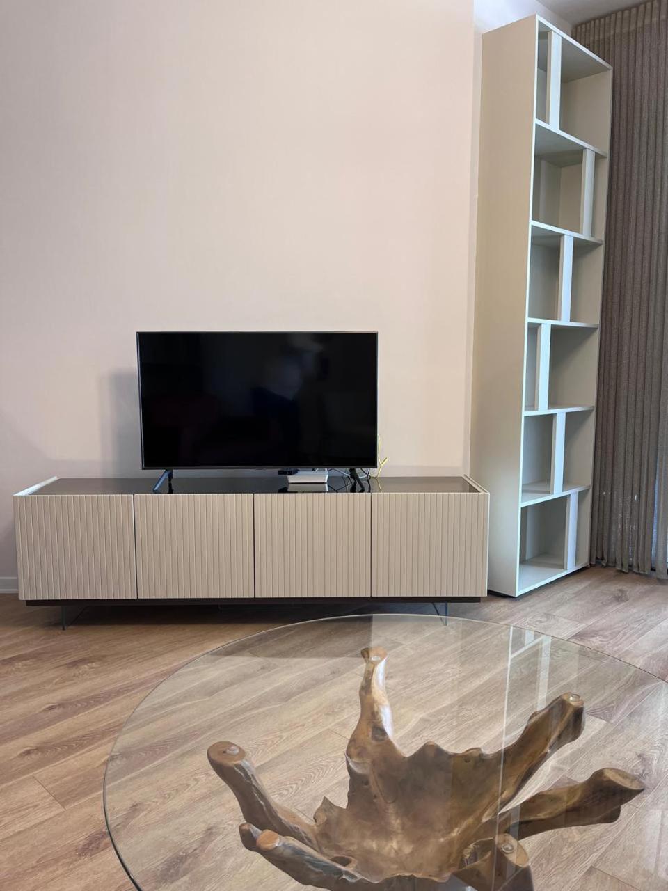 Hill Side Suite 4 By Ps Апартаменты Дуррес
