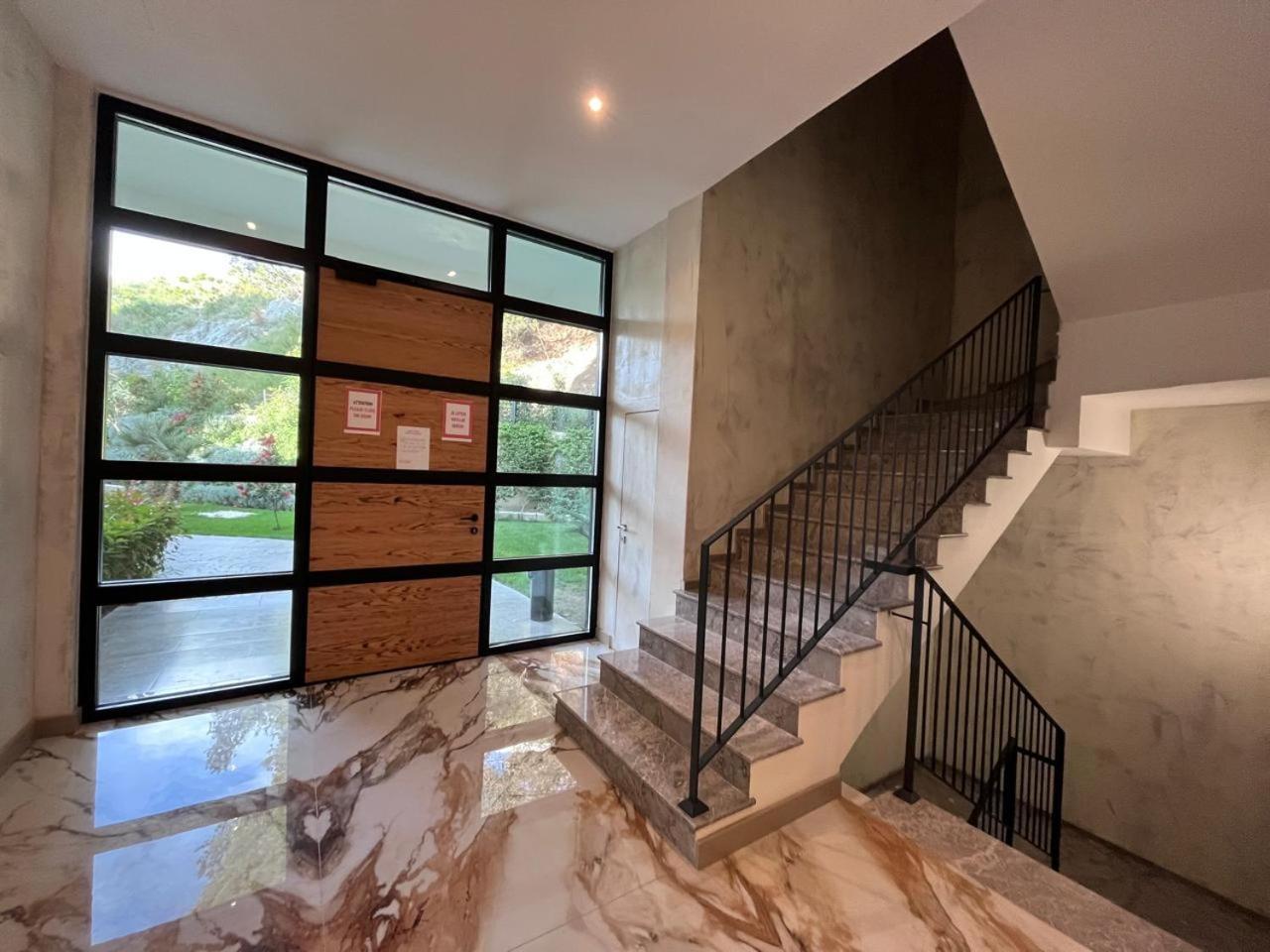 Hill Side Suite 4 By Ps *